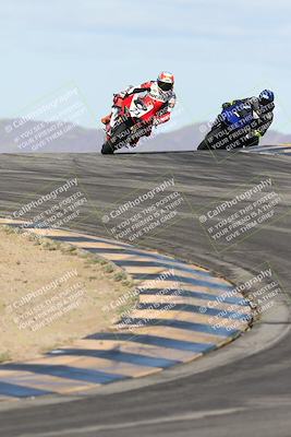 media/Nov-16-2025-Race Pace (Sun) [[8c5fa54630]]/Verified Riders/1-Turns 9 and 10 (925am)/